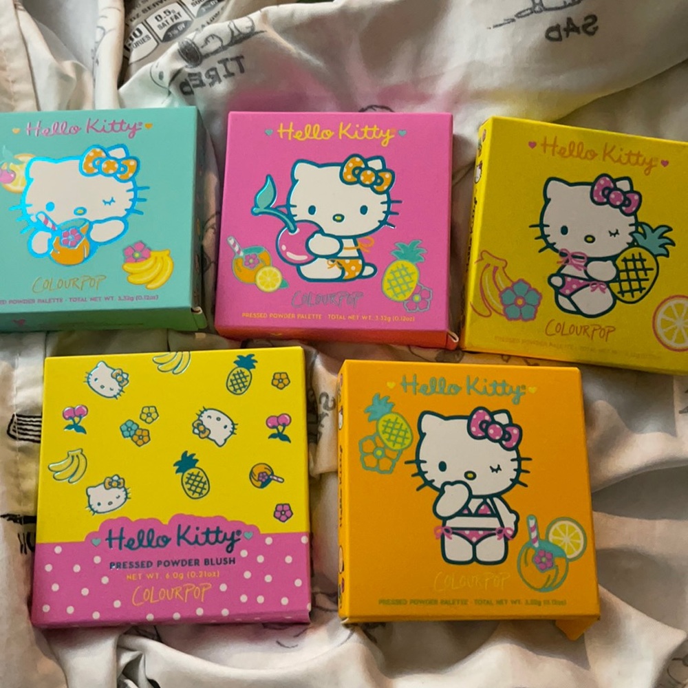 Hello Kitty x Colourpop Tropical Escape